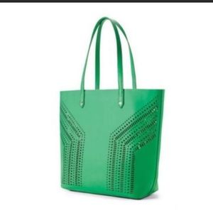 Stella and Dot Fillmore tote